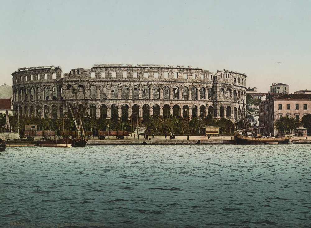 Arena del Mare, Pola, ca. 1900 (fotomechanische afdruk) door Detroit Publishing Co.