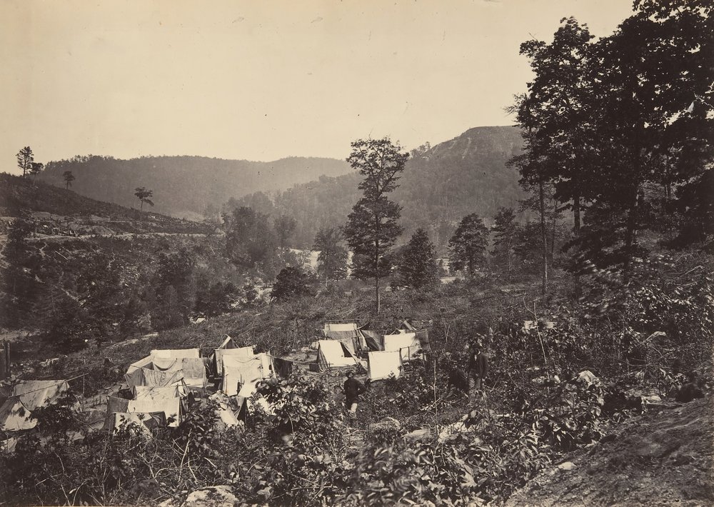 Pas in de Raccoon Range, Whiteside No. 2 door George N. Barnard