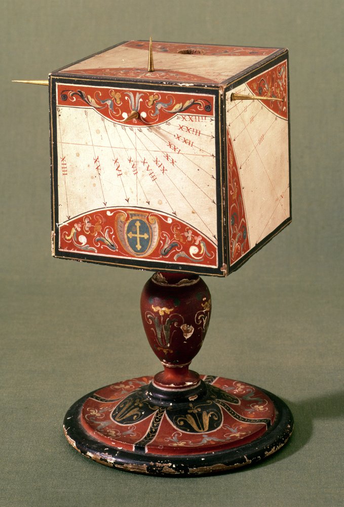 Kubische zonnewijzer die de tijd toont in oude Italiaanse, Babylonische en Joodse systemen van uren, Florentijns, ca. 1560 door Italian School