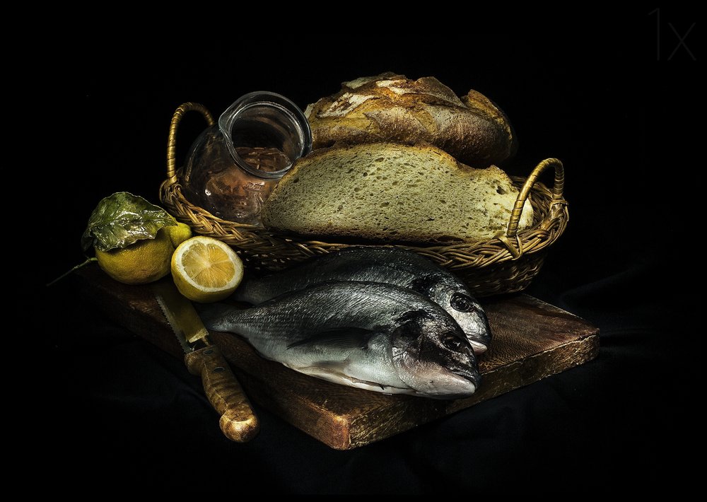 Brood, vis en citroen door Annalisa Raggio