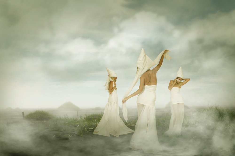 Ethereal Mist Dames door Christine von Diepenbroek