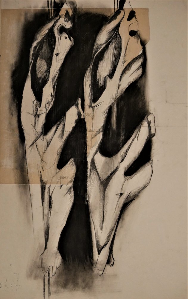 Abstracte figuren in houtskool door Doris Schmitz