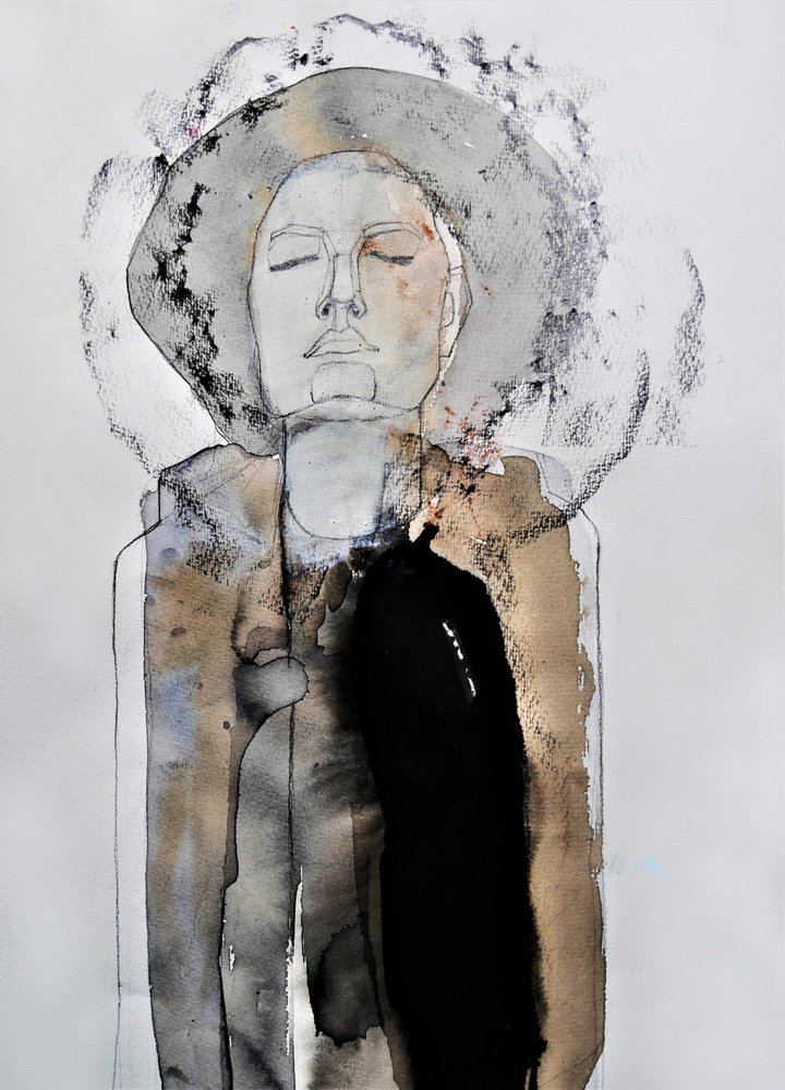 Contemplatieve figuur met hoed door Doris Schmitz