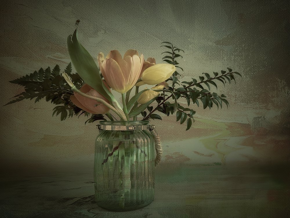 Vintage tulpen in een vaas door Gu and Hongchao