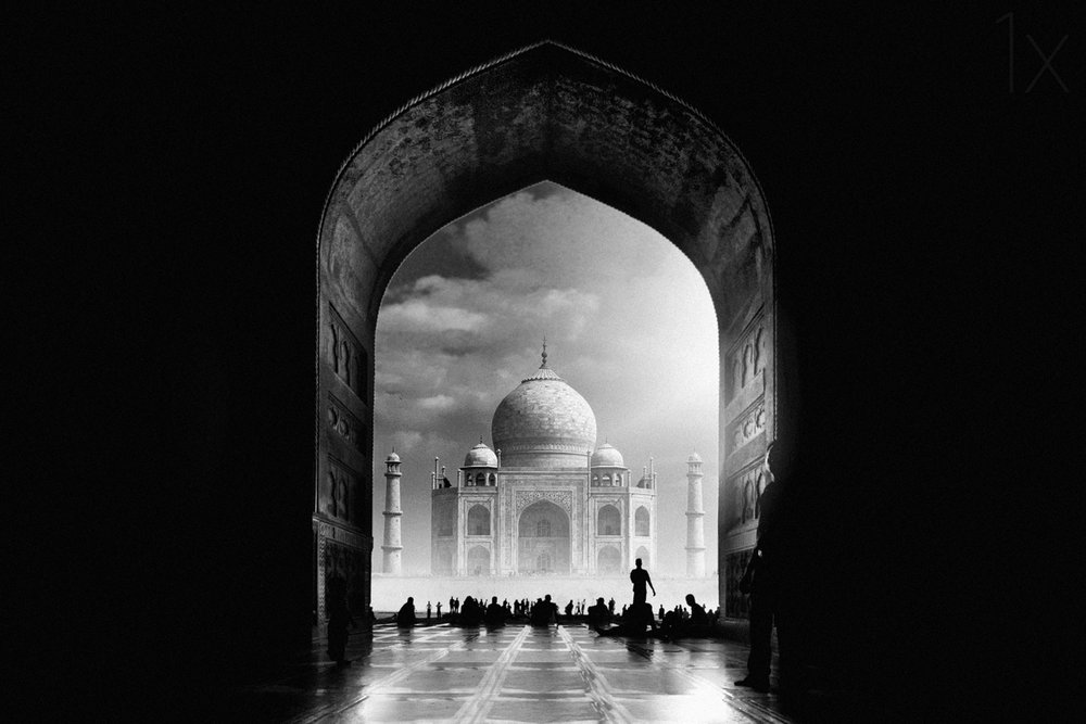  door Hussain Buhligaha