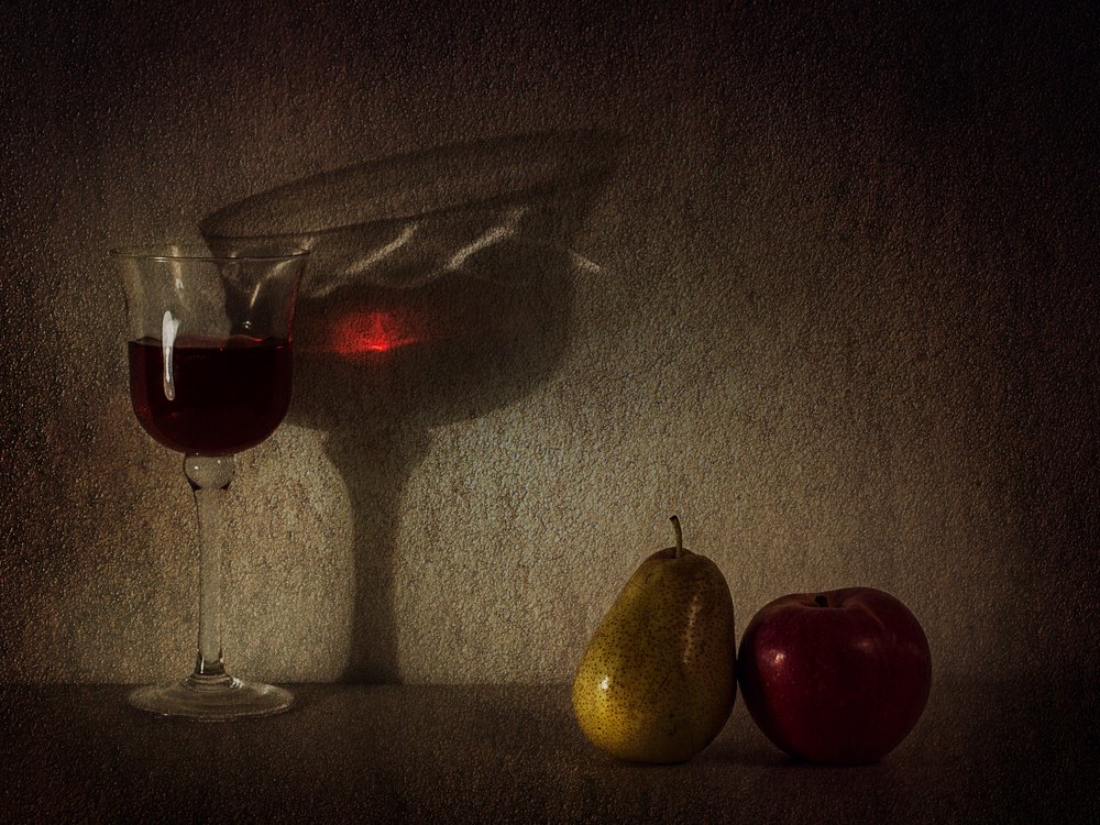 Moody Wijn en Fruit door Lenka