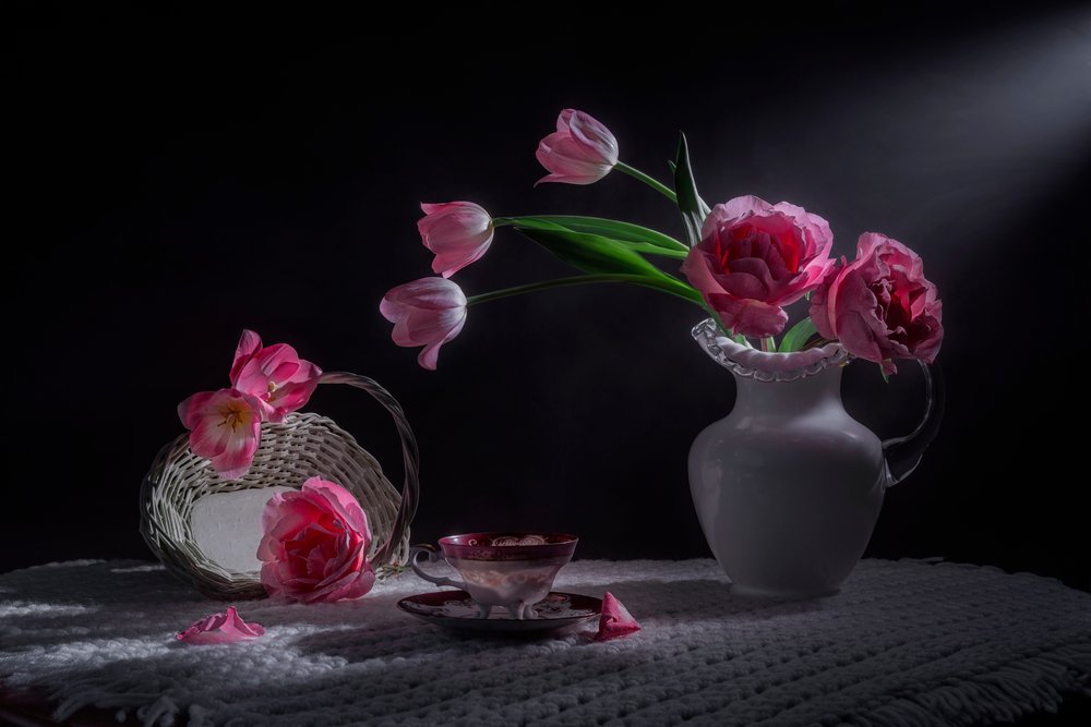 Stemmige roze tulpen door Lydia Jacobs