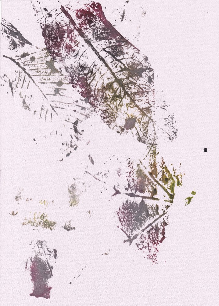Aardse botanische motieven door Maira Ribena