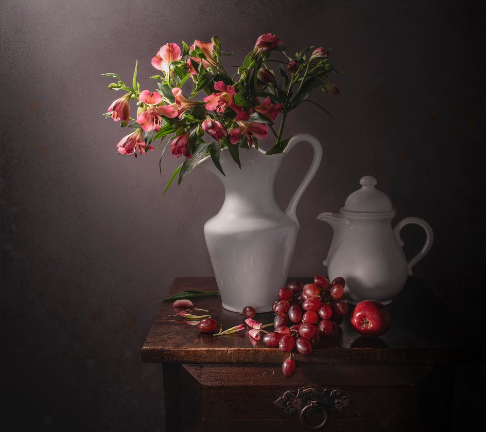 Stemmige bloemen en fruit door Margareth Perfoncio