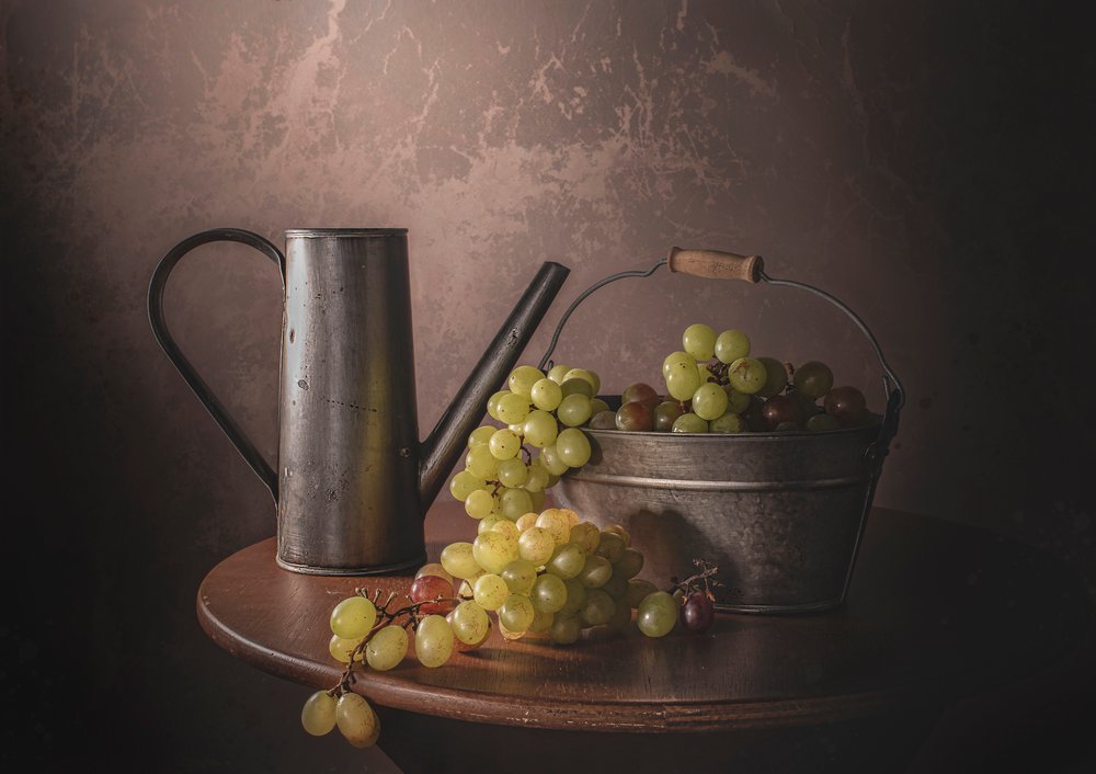Vintage druivenoogst door Margareth Perfoncio