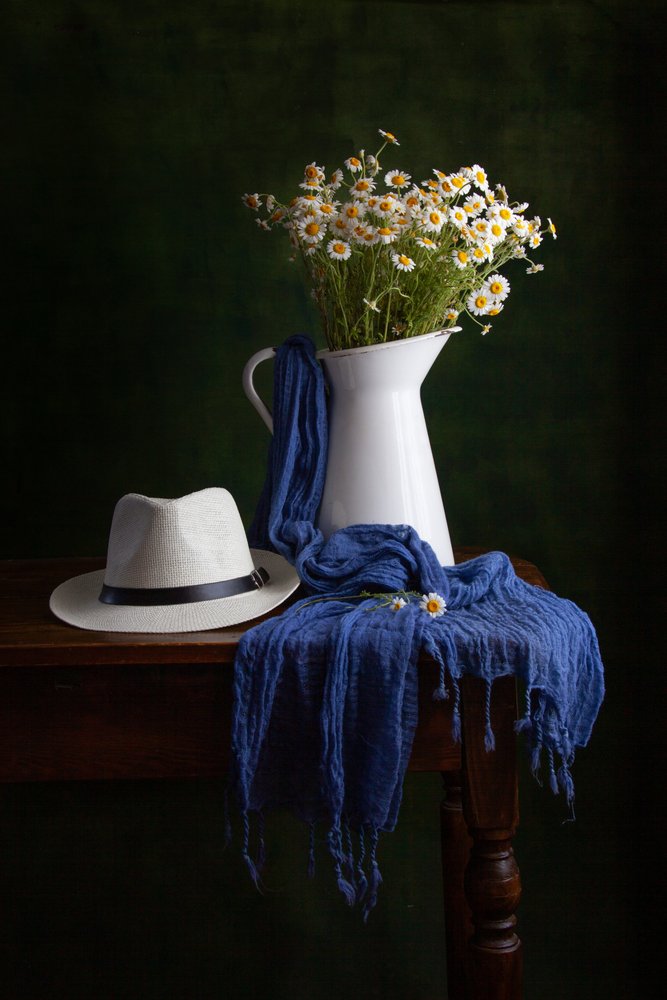 Stilleven met zomermadeliefjes door Ramiz Sahin