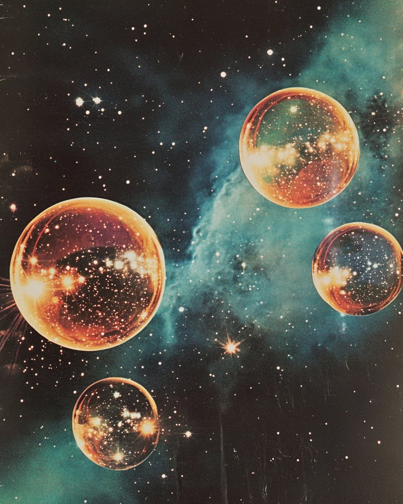 De Cosmic Orbs-nevel door Samantha Hearn