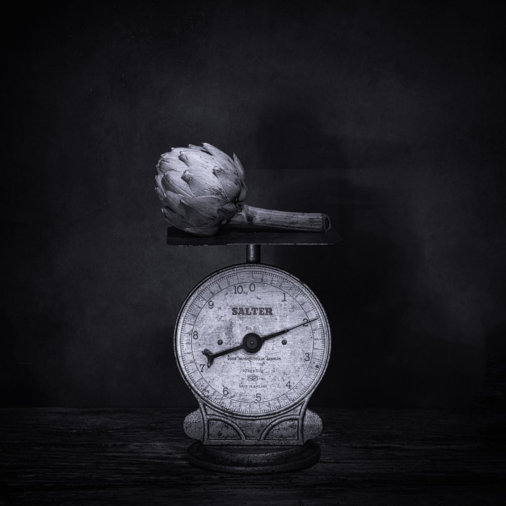 Vintage stilleven met artisjokken door Saskia Dingemans