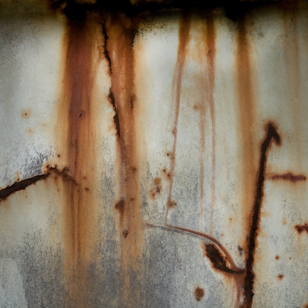 Grungy roeststrepen door Studio Meikle