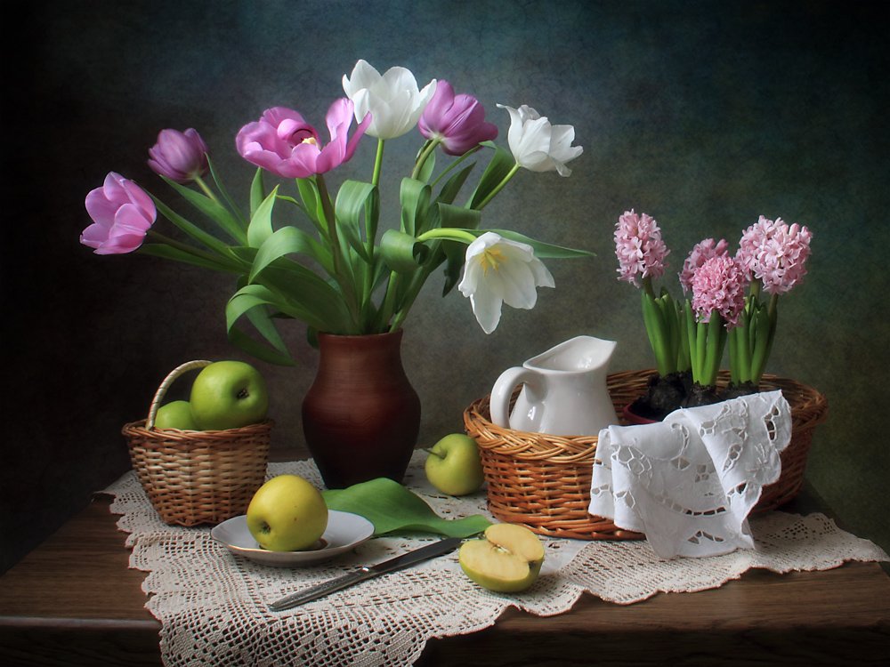 Lentebloemen en appels door Tatyana Skorokhod