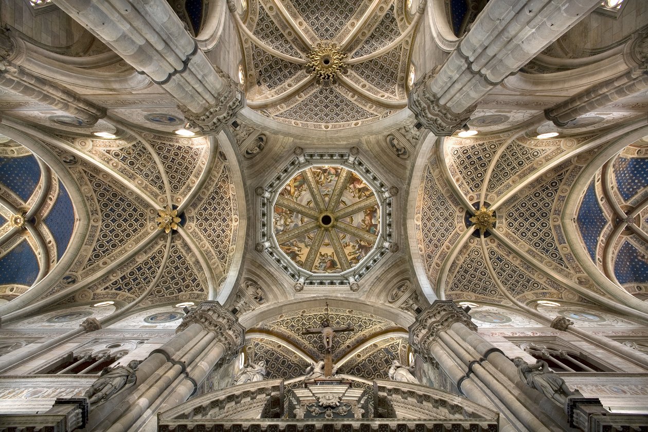 Uitzicht op de koepel en gewelven in het transept, Certosa di Pavia, Lombardije, Italië door Unknown