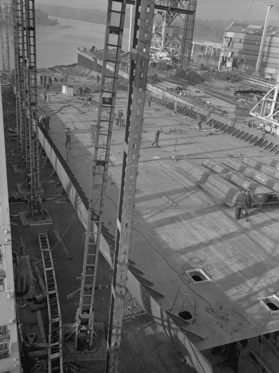 Uitzicht op de dubbele bodems van Nicola, de eerste SD14, bijna voltooid op de Southwick scheepswerf, Sunderland 23 oktober 1967 door Unbekannt Unbekannt