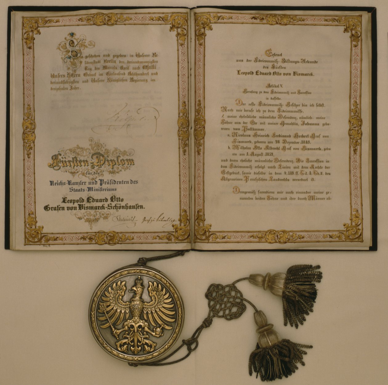 Prins Diploma voor de Kanselier van de Noord-Duitse Bond en de Minister-President van Pruisen Leopold Eduard Otto Graaf von Bismarck-Schoenhausen, op 23 april 1873 door German School