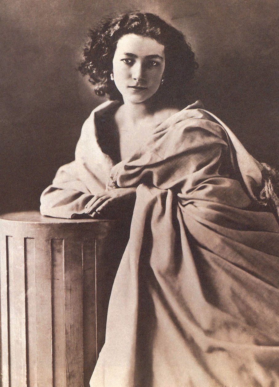 Portret van Henriette Rosine Bernard, genaamd Sarah Bernhardt (1844-1923) door Nadar door Nadar