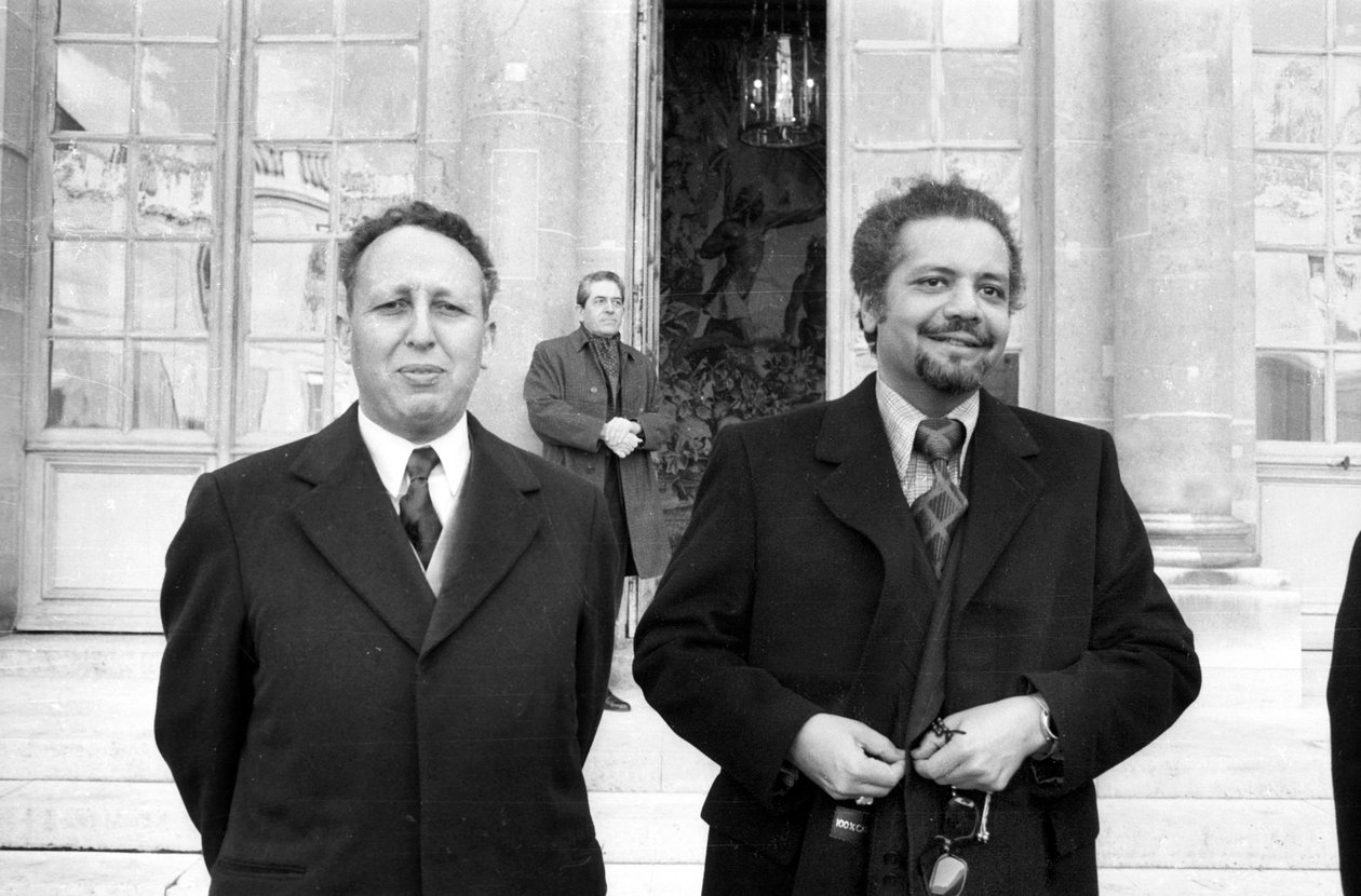 Belaid Abdesselam, Algerijnse minister van Industrie en Olie, en Sheik Ahmed Zaki Yamani Saoedische minister van Olie op 27 november 1973 in Parijs door Unknown