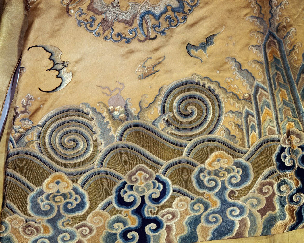 Detail van een begrafenisgewaad, Qing-dynastie (1644-1912) door Chinese School