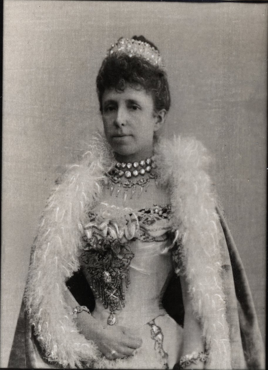 Portret van Maria Christina van Oostenrijk (1858-1929), Regent Koningin van Spanje door French Photographer