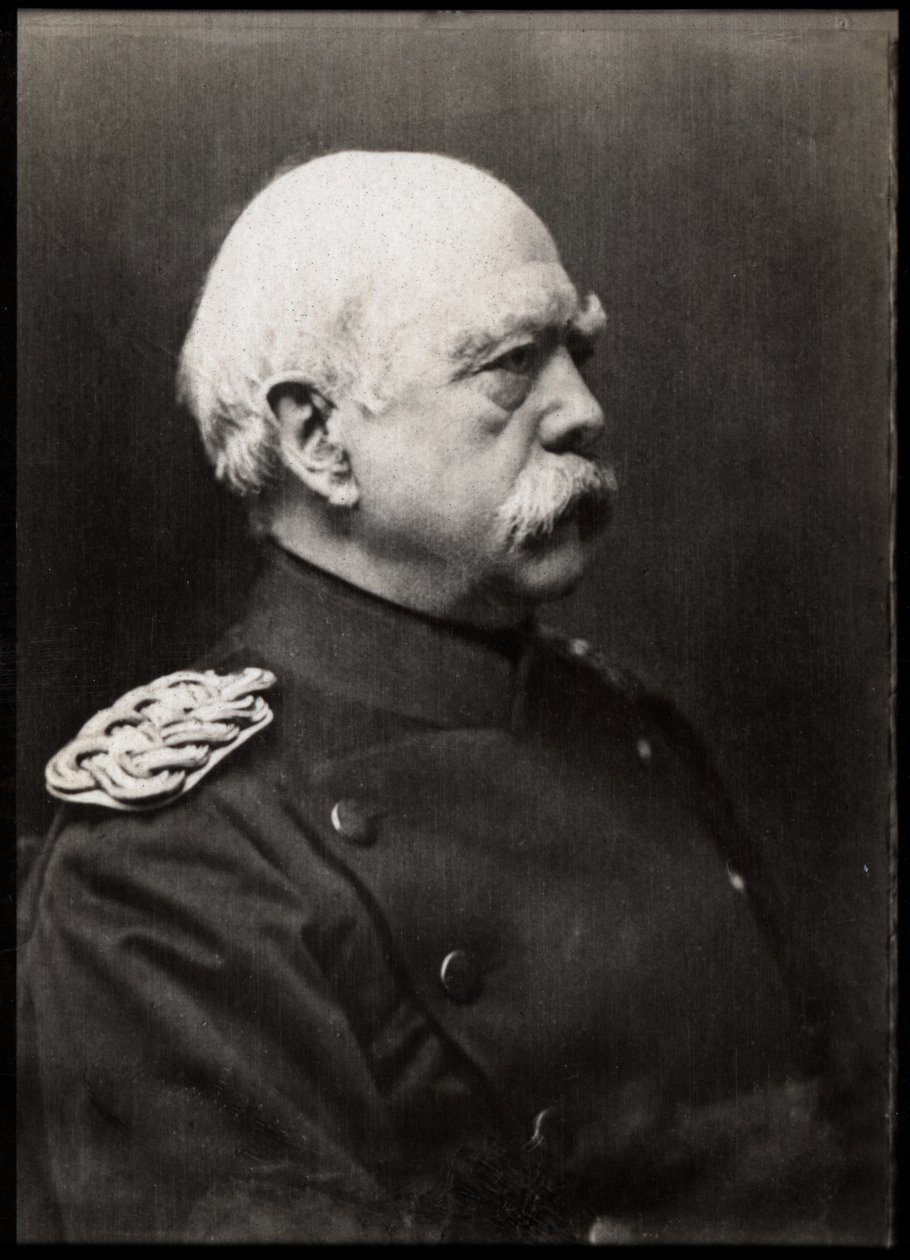 Portret van Otto von Bismarck (1815-1898), Duitse Pruisische staatsman door French Photographer