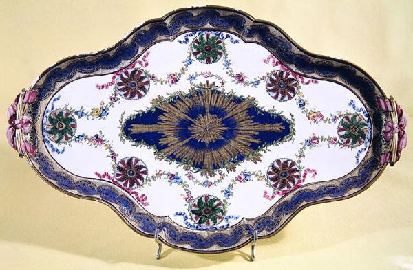 Sevres dinerbord door French School
