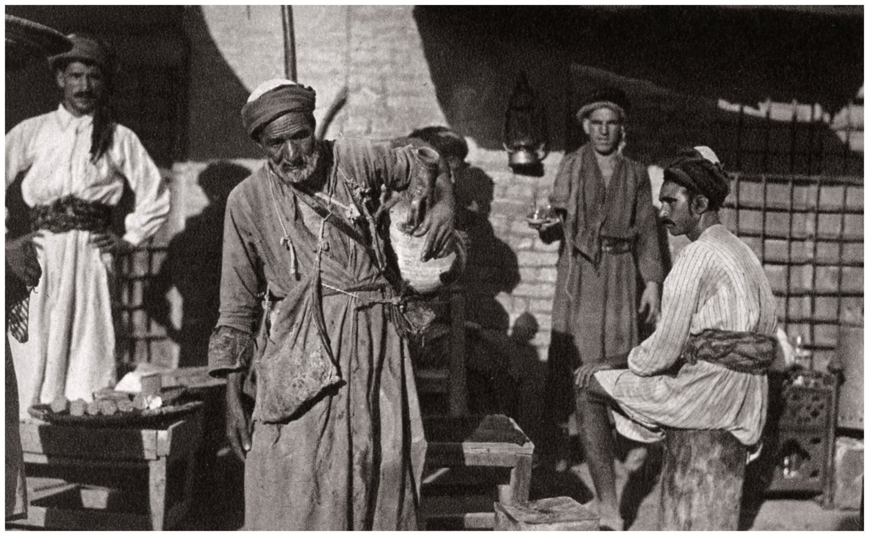 De gratis distributie van koud drinkwater, Irak, 1925 door A. Kerim