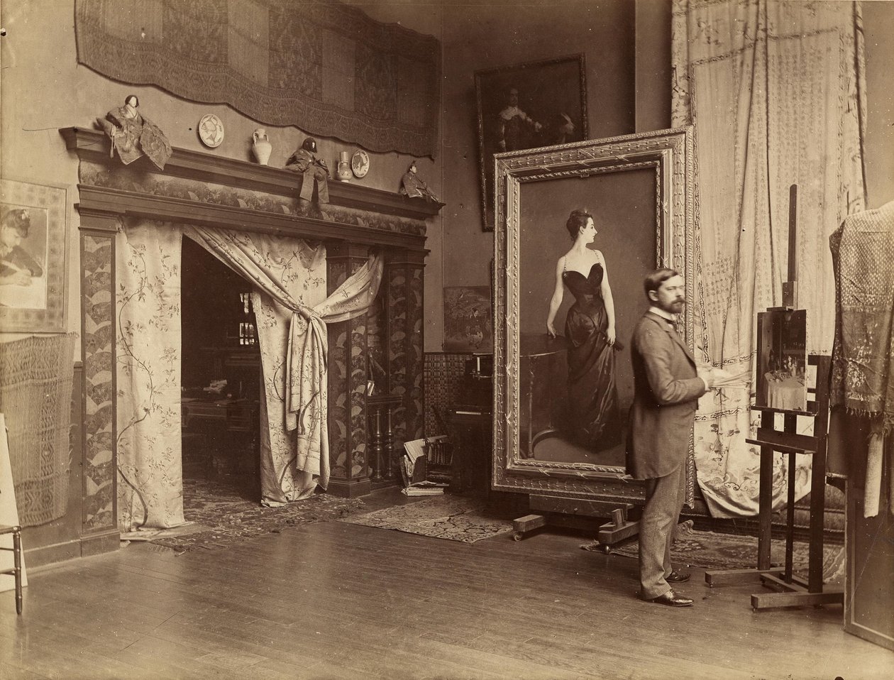 John Singer Sargent in atelier door Adolphe Giraudon