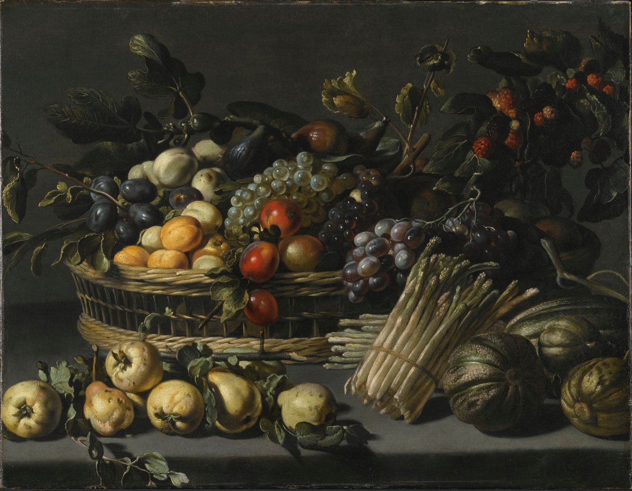 Stilleven met fruit hoog opgestapeld in een mand, omringd door kweeperen, meloenen en asperges op een richel door Adriaen van Utrecht