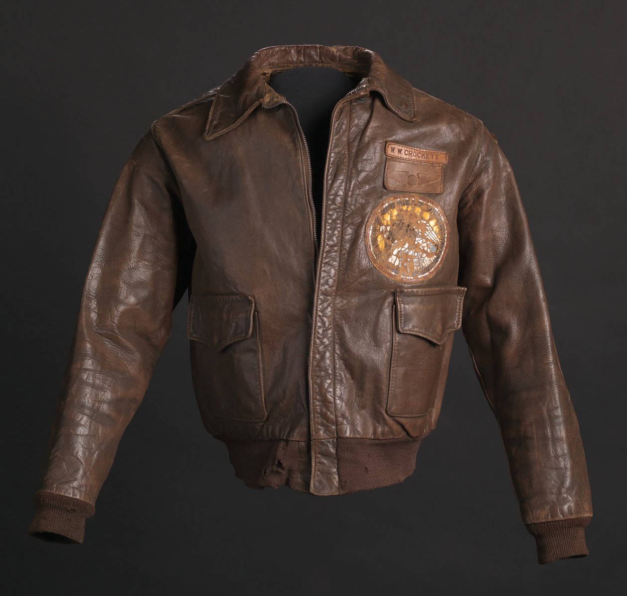 Tuskegee Airman-vliegjas gedragen door Lt. Kol. Woodrow W. Crockett, 1942 door Aero Leather Clothing Co.