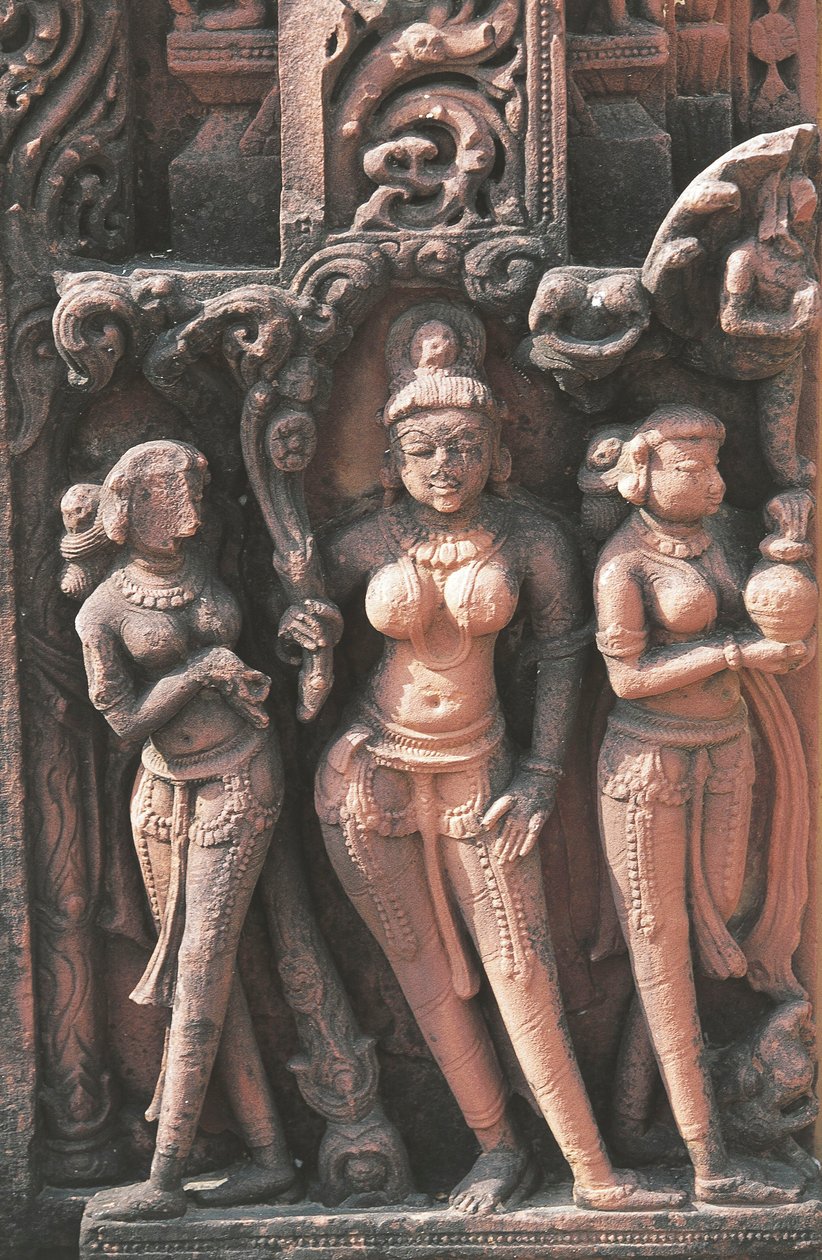 Beeldhouwwerk met vrouwelijke figuren, Jain-tempel nr. 16, Deogarh, Uttar Pradesh, India, 8e-17e eeuw door Nicolas Toussaint Charlet