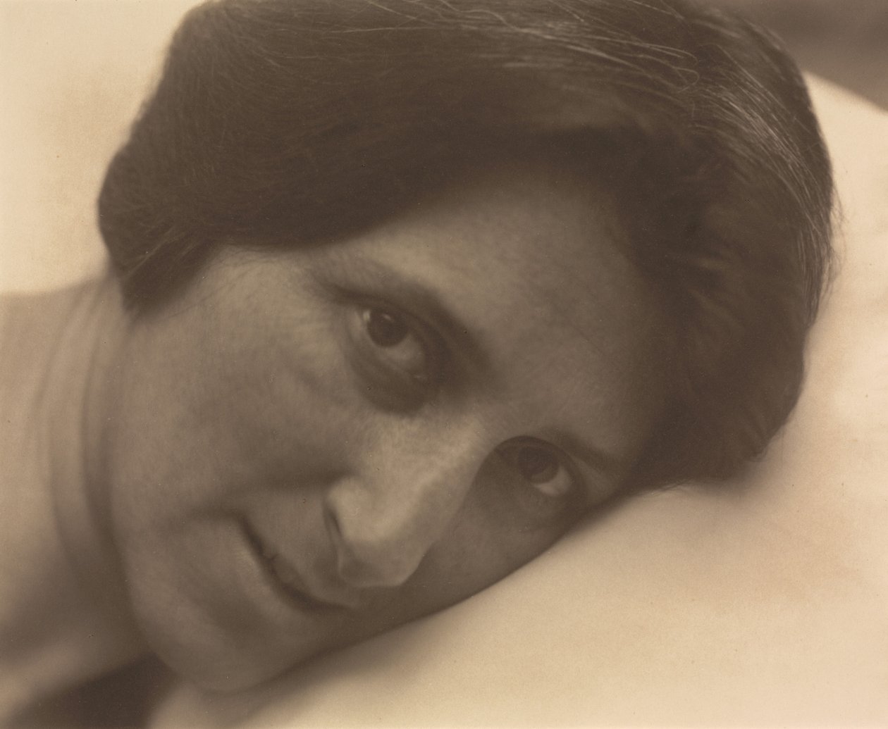 Alma Wertheim door Alfred Stieglitz
