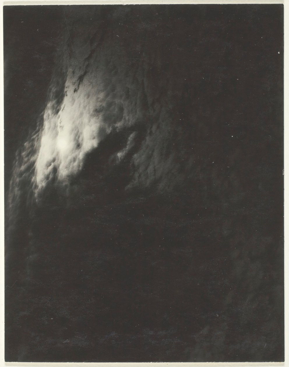 Equivalent, uit Set A Third Set, Print 8, 1929 door Alfred Stieglitz