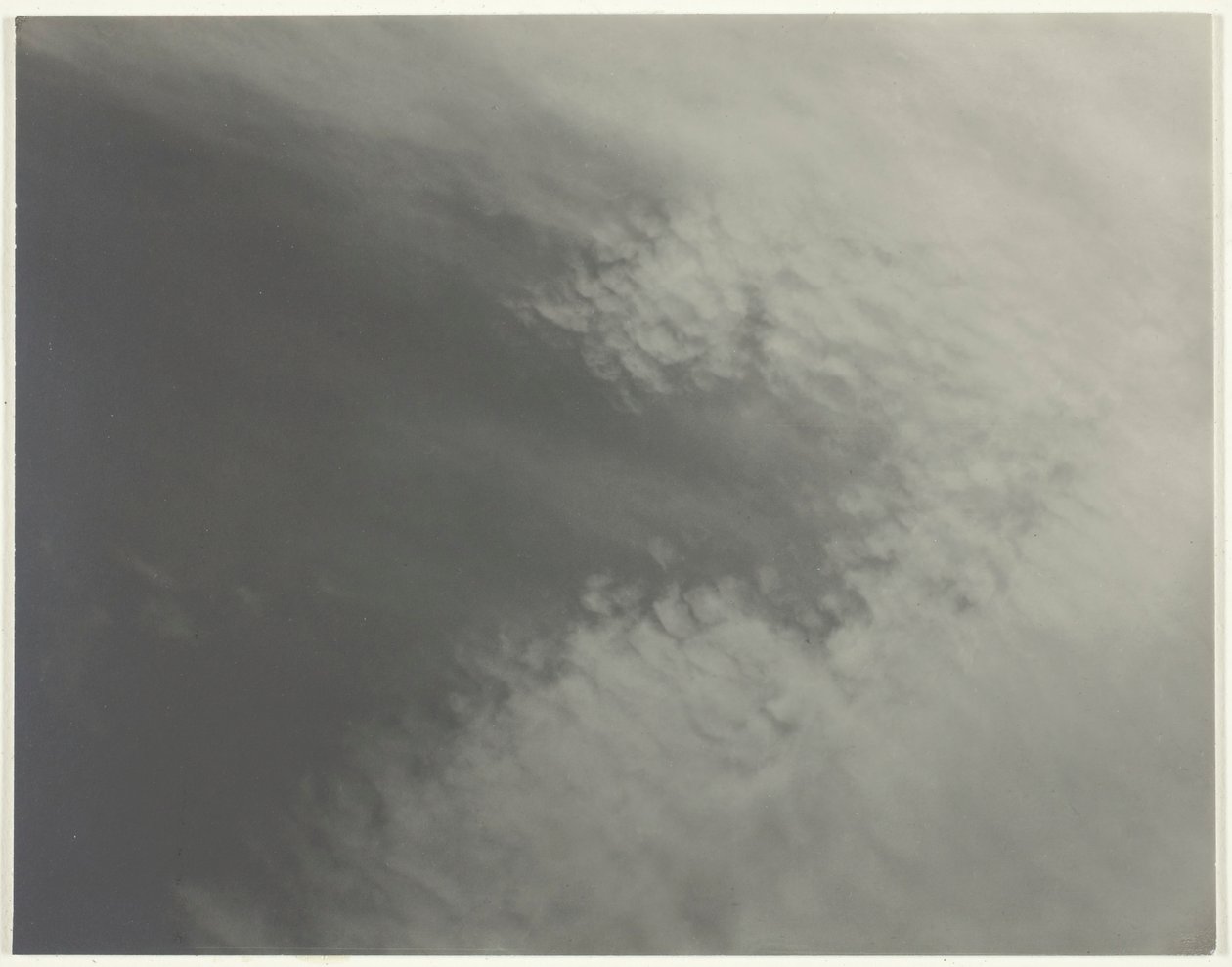 Equivalent, uit Set E Print 1, 1923 door Alfred Stieglitz
