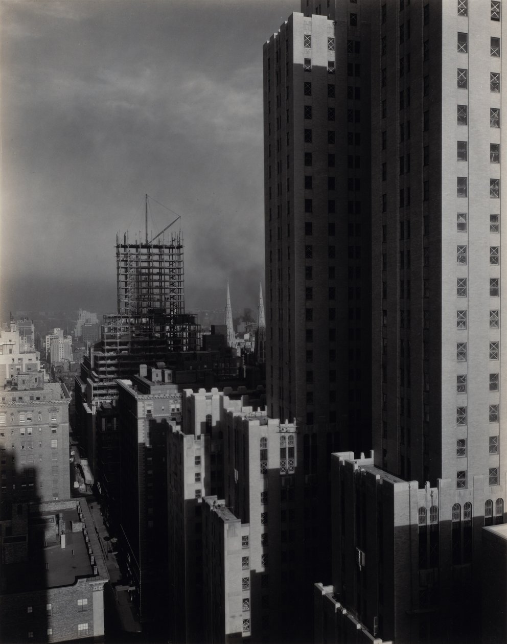 Vanuit mijn raam in het Shelton, west door Alfred Stieglitz
