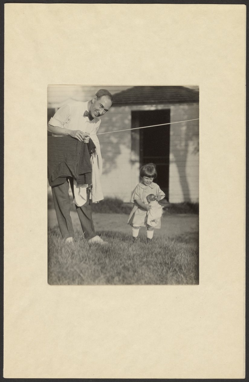 [George en Yvonne Boursault, Lake George]. door Alfred Stieglitz