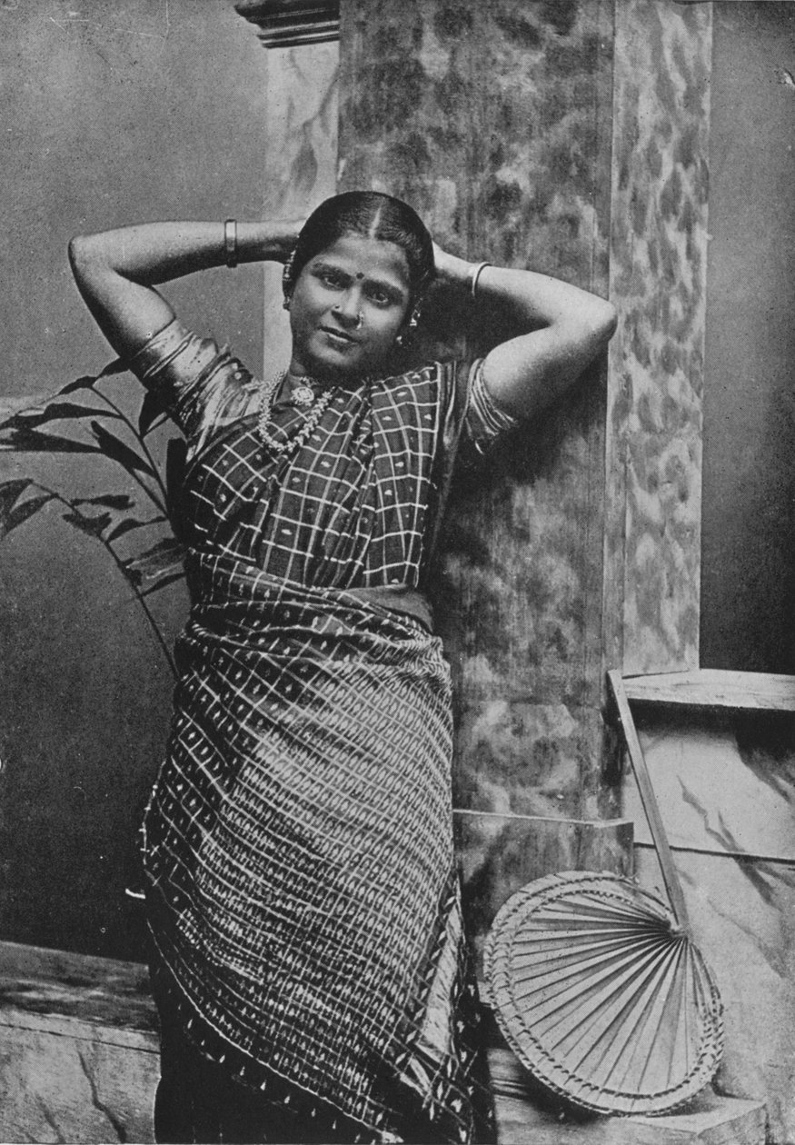 Hooggeboren Tamil-dame, c1890, 1910 door Alfred William Amandus Plate