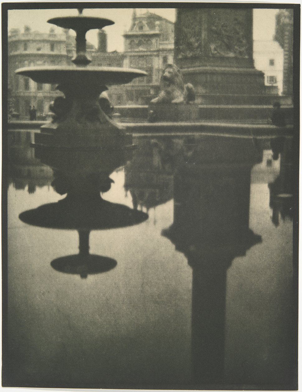 Trafalgar Square door Alvin Langdon Coburn