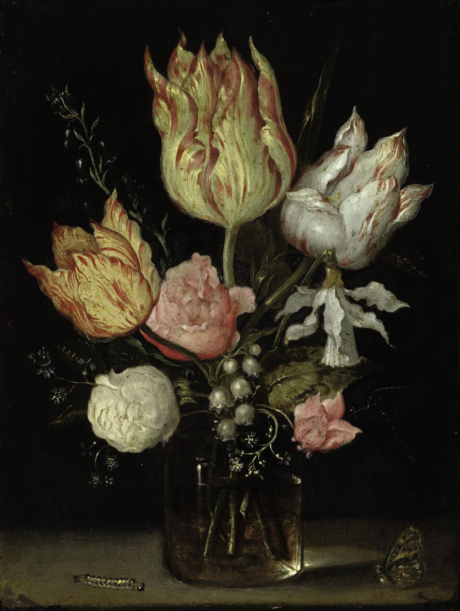Stilleven van bloemen in een glazen vaas en een rups en een vlinder door Ambrosius Bosschaert