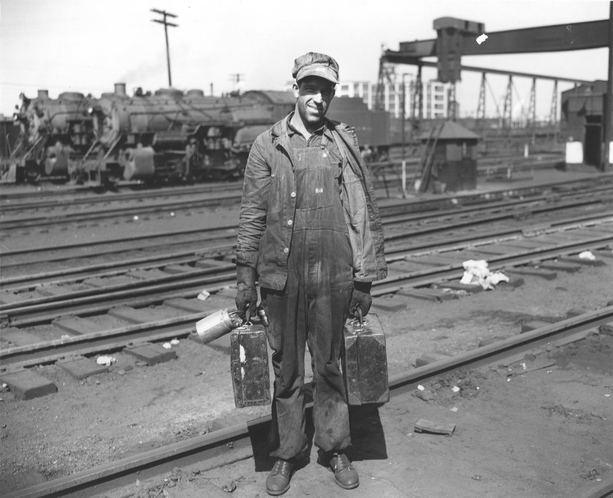 Spoorwegarbeider, ca. 1900 door American Photographer