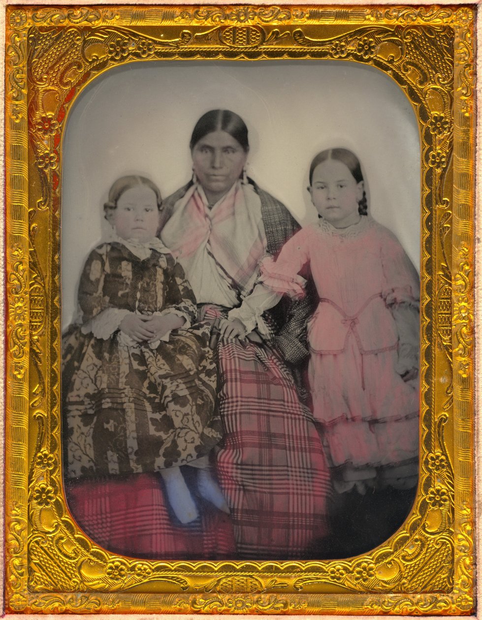 Portret van een Vrouw en Twee Meisjes door American 19th Century