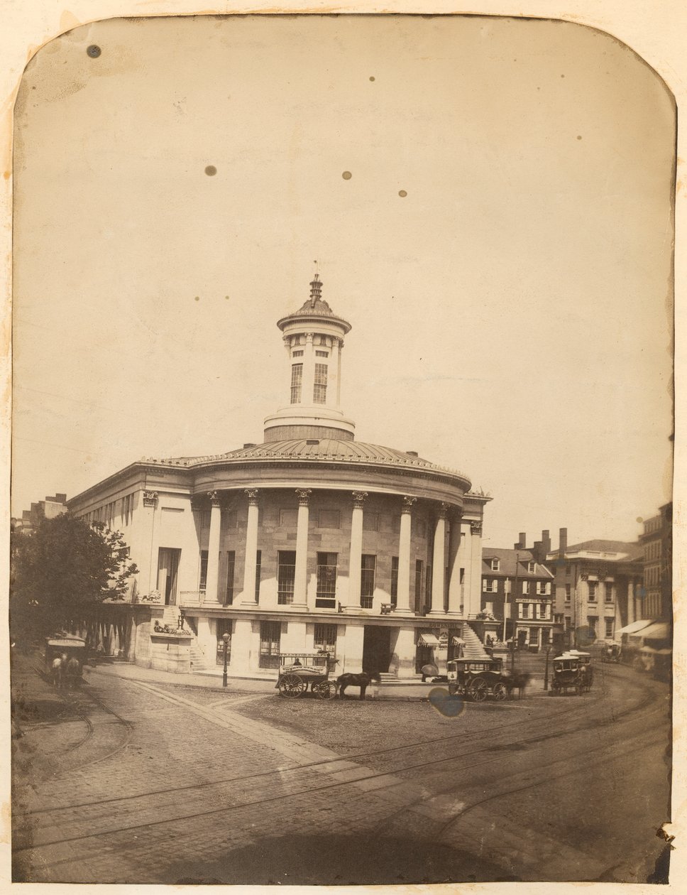 Merchants Exchange Building, 3rd Street bij Walnut, ca. 1859 door American Photographer