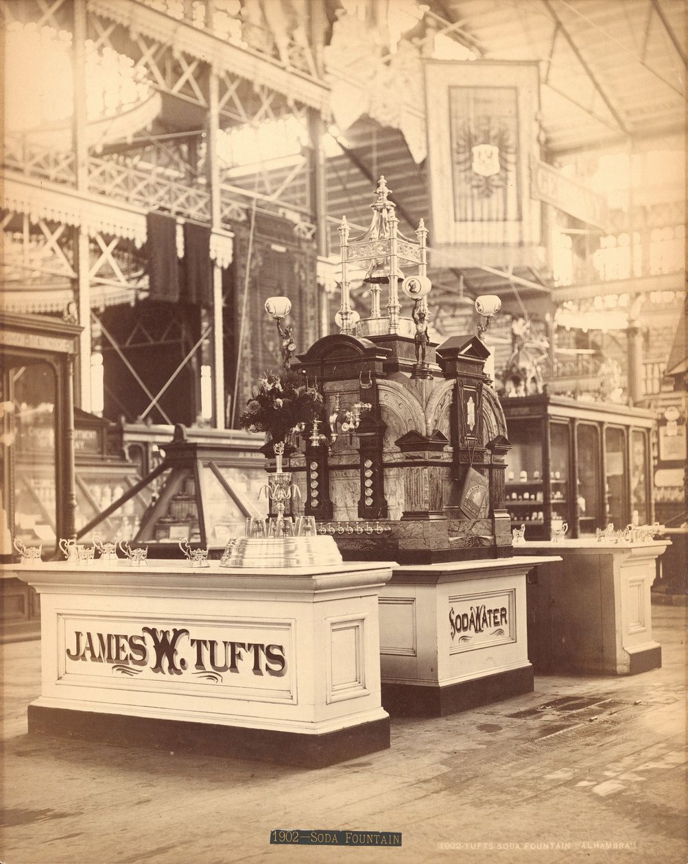 Tufts frisdrankfontein, Centennial Exposition, Philadelphia door American Photographer