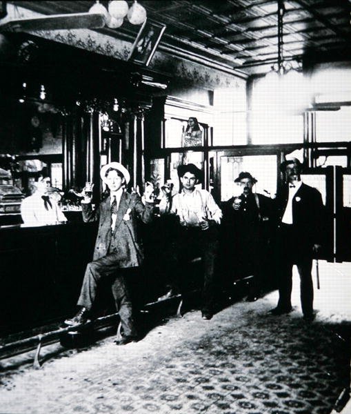 Typische westerse saloon door American Photographer