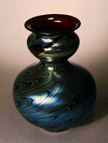 Tiffany dubbele kalebasvormige vaas, New York, ca. 1890 door American School