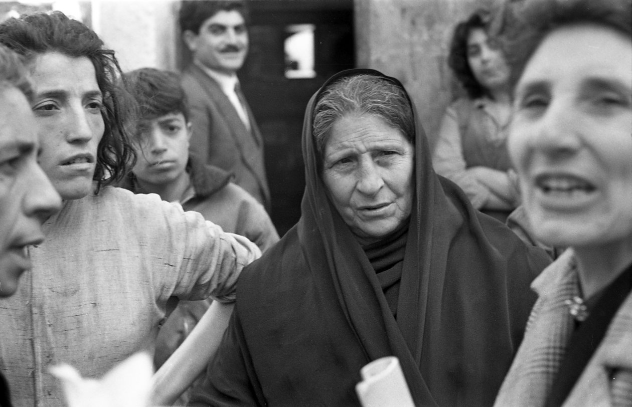 CROTONE - GETUIGENISSEN door Ando Gilardi