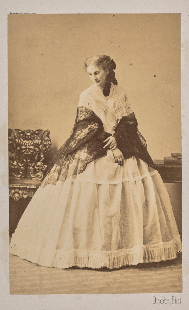 Hertogin Sofia de Morny, geboren gravin Trubetskaya door Andre Adolphe Eugene Disderi