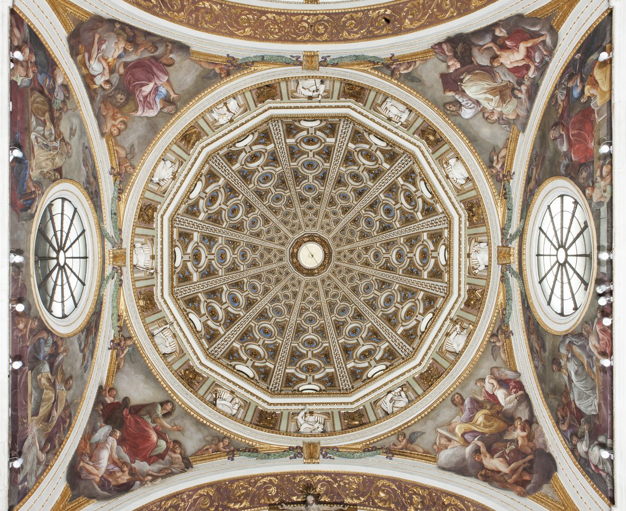 Koepel met fresco